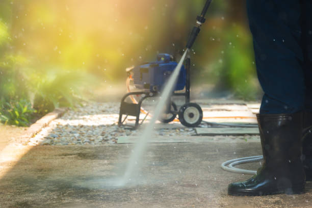 Best Soft Washing  in Bay Shore, NY